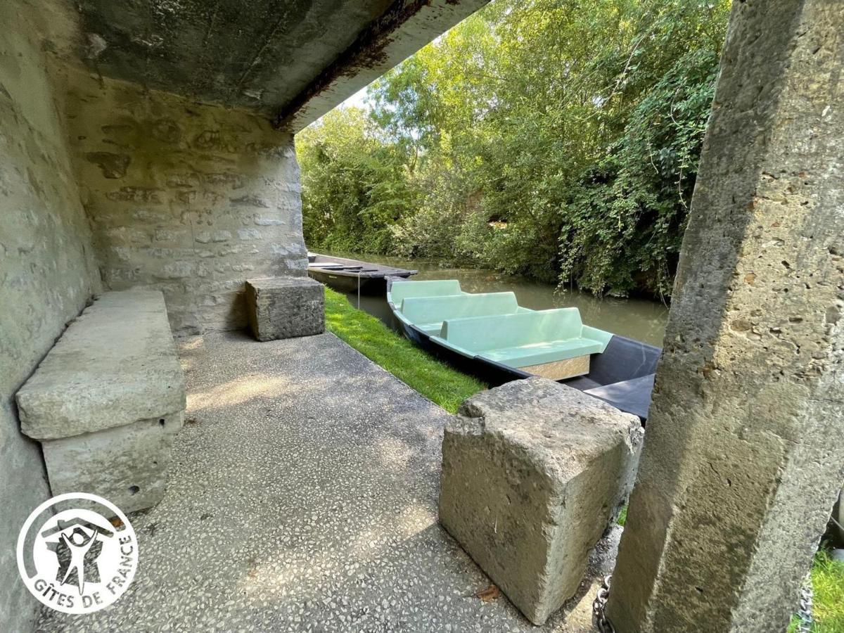 Gite Charmant Au Bord De L'Eau Avec Canoes, Terrasse Et Jardin A Damvix, Au Coeur Du Marais Poitevin. - Fr-1-426-354 Villa Eksteriør billede